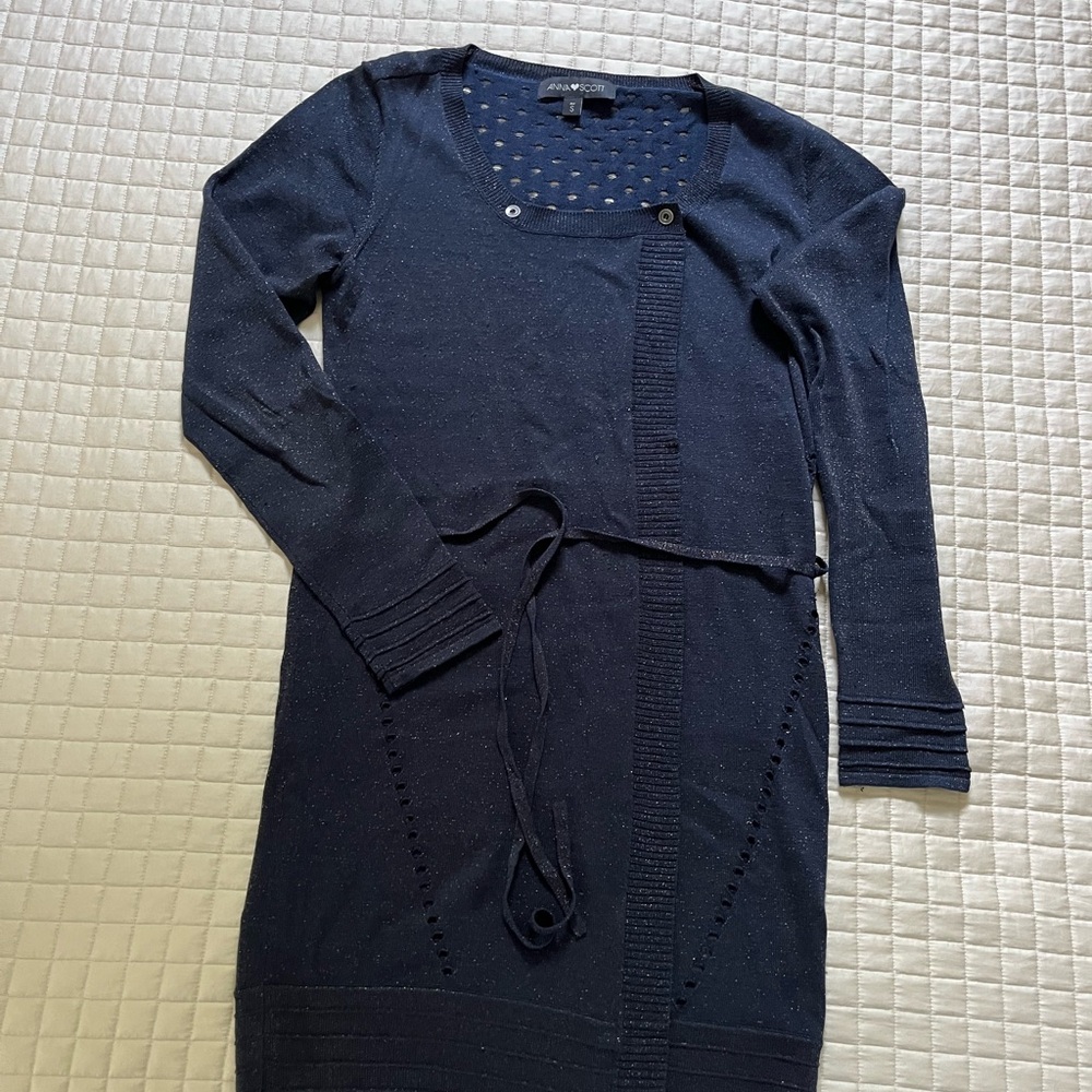 Elegant Navy Blue Women's Sweater